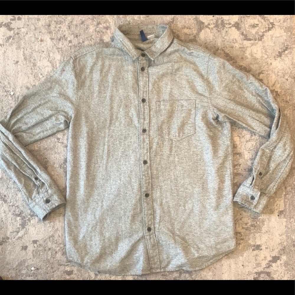 H&M Divided Button Down Long Sleeve Shirt